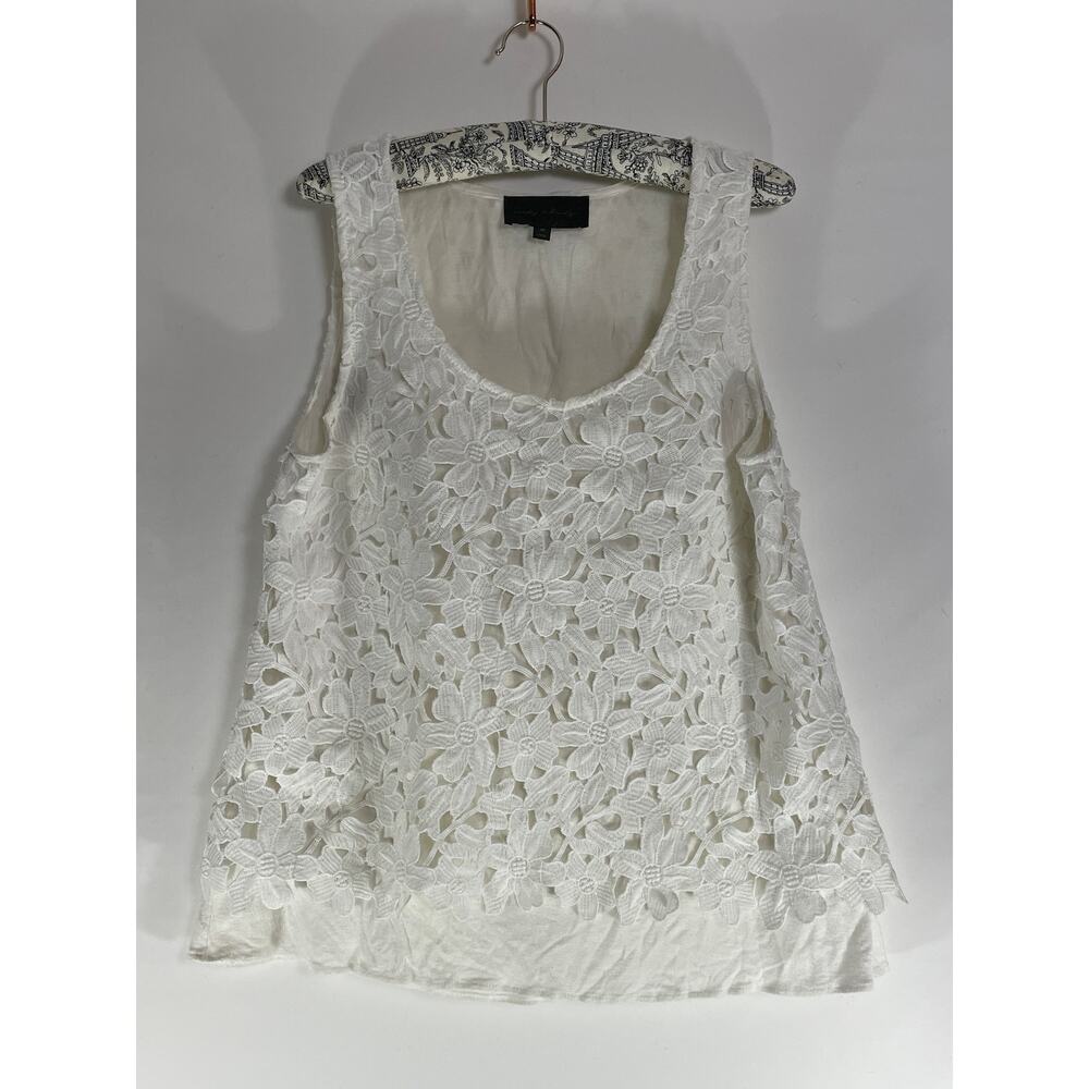 Anthropologie Sunday in Brooklyn Lace Overlay Top‎ - Size M - Beautiful!